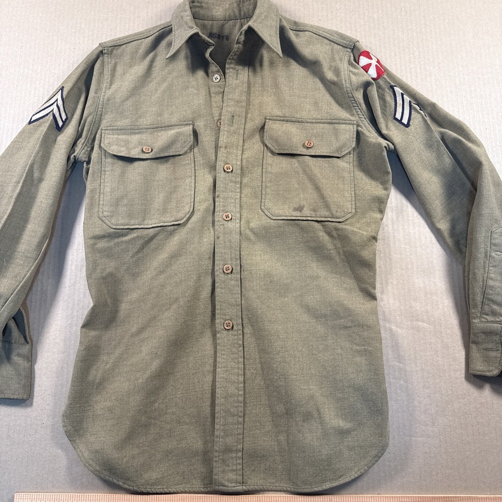 World War 2 / Korean Service Long Sleeve Wool Shirt With Patches